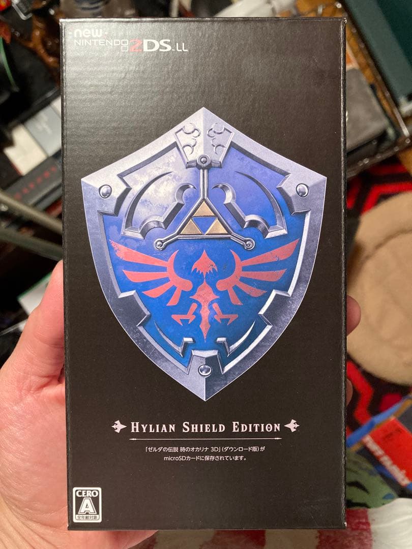 New Nintendo 2DS LL ゼルダの伝説　ハイリアの盾