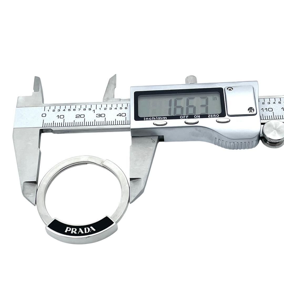 良品　PRADA プラダ　m5 キーリング　リング　キーホルダー　シルバー　ロゴ