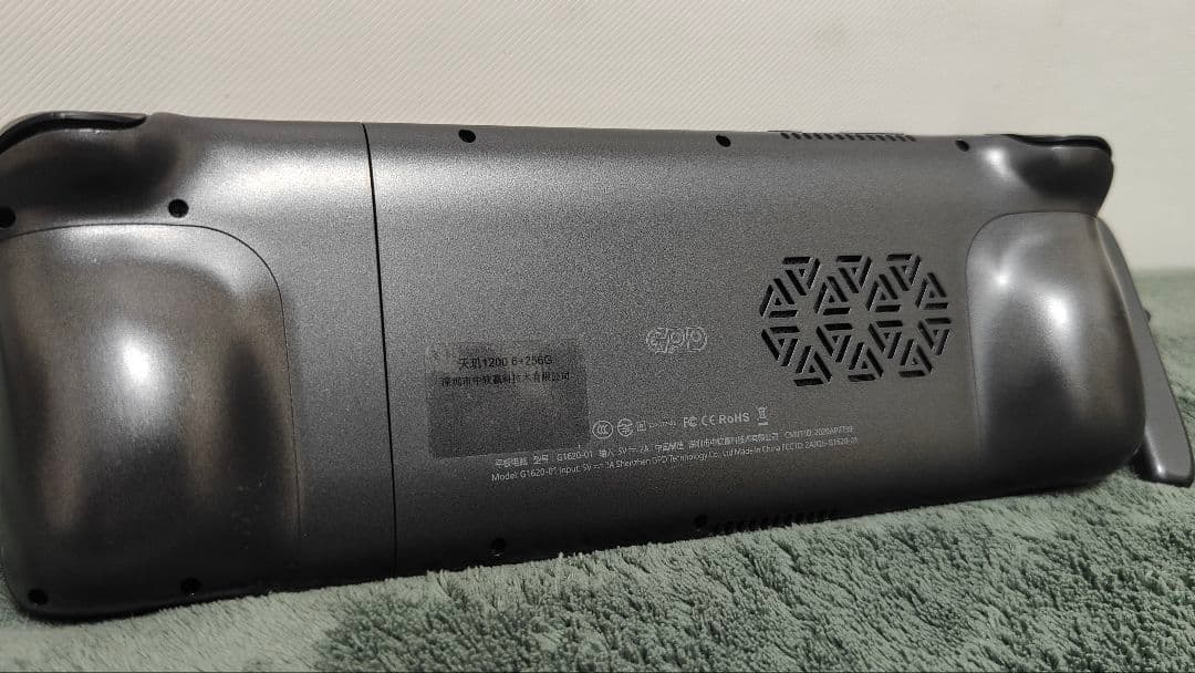 GPD XP PLUS 256GB　エミュレーター　Android