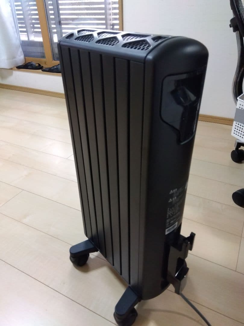 ＜新品同様＞De'Longhi マルチダイナミックヒーター MDHU09-PB