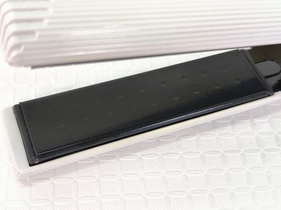 21年製 正規品　ReFaリファ ビューテック ストレートアイロン　2