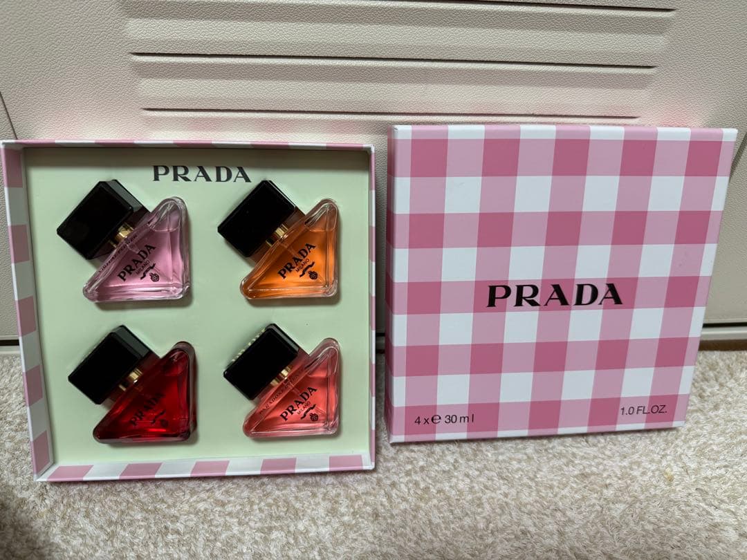 PRADA 女性用香水セット 30ml x 4