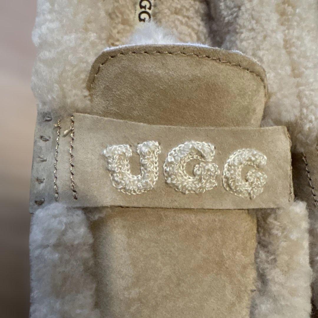 新品⭐︎未使用アグUGG ローファー 24.5cmロゴ入り38サイズ