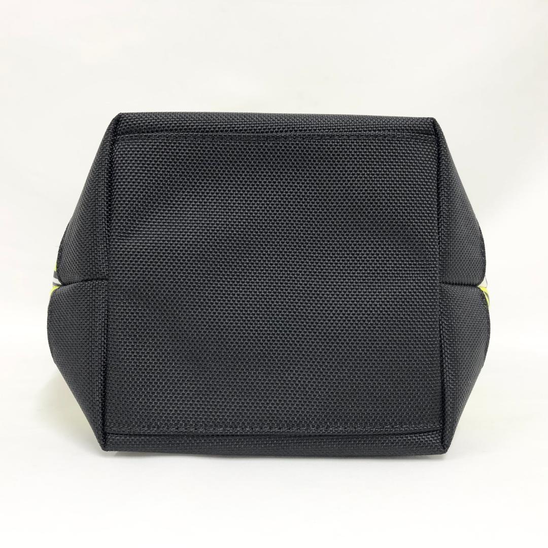 ○★新品未使用　PEARLY GATES　ハードエレキ柄　ミニトートバッグ