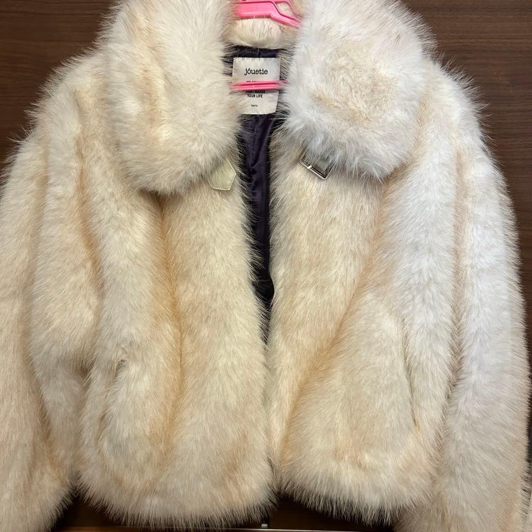 jouetie ベルトミドルファーコート アイボリー　ファーアウター