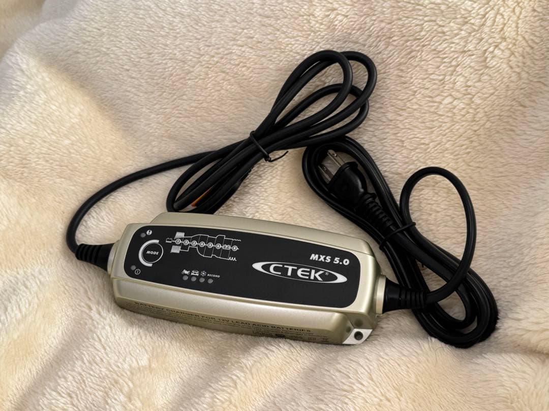 【美品】CTEK 充電器 MXS5.0 バッテリーチャージャー シーテック