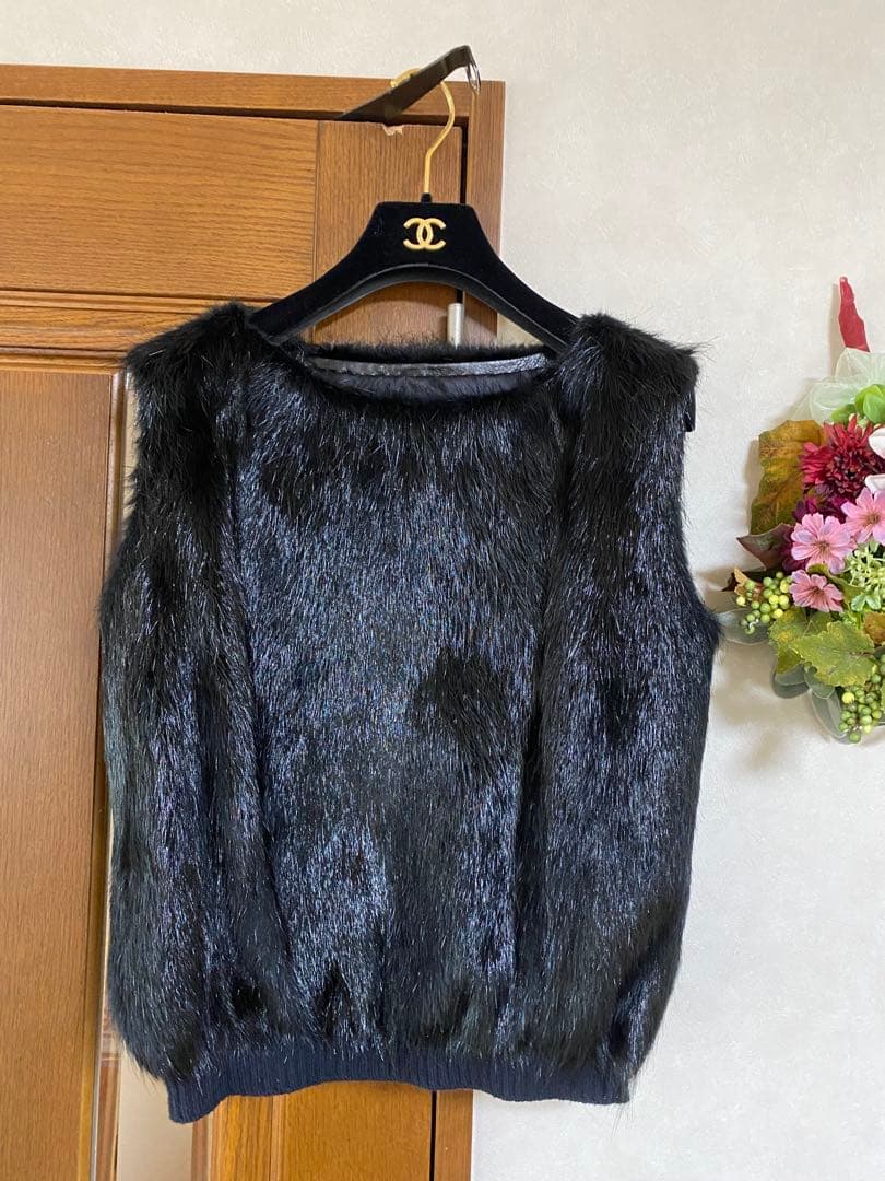 アルビさま専用　LOEWE リアルファーベスト