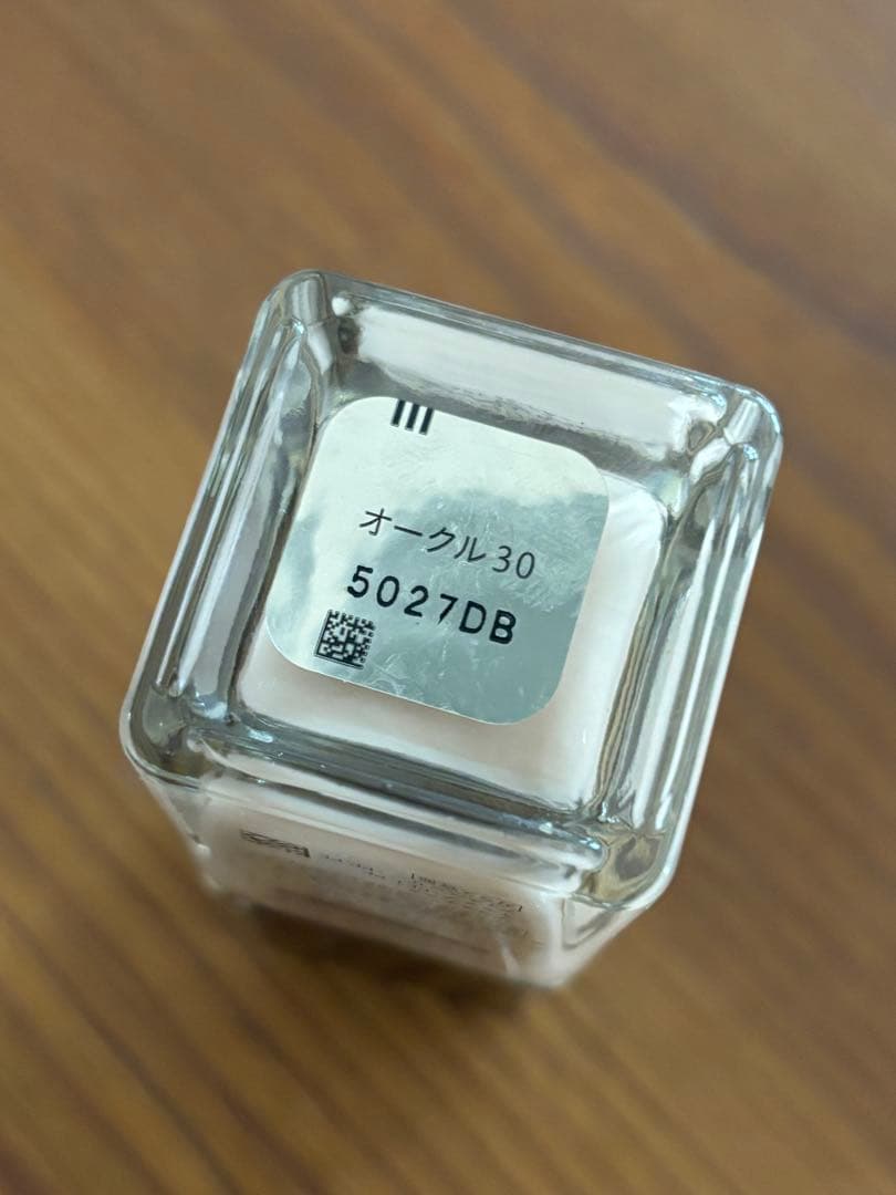 クレ・ド・ポー ボーテ タンフリュイドエクラ ナチュレル オークル30 35ml