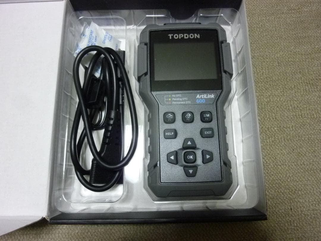 TOPDON ArtiLink600 OBDIIスキャナー