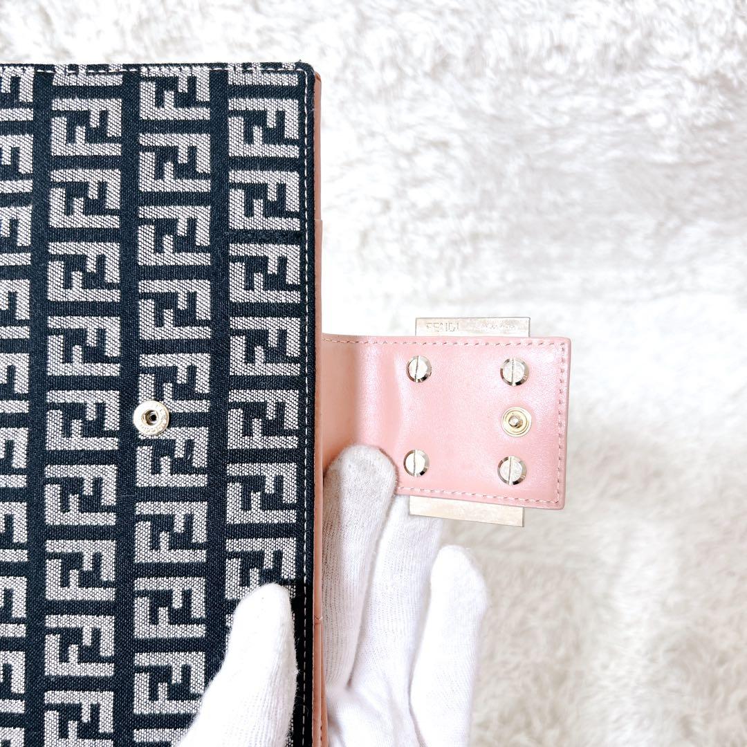 FENDI 長財布　ズッキーノ　FF柄　ズッカ柄