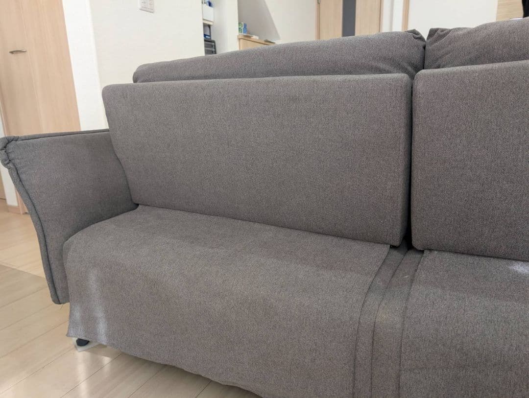【最終値下げ】グレー モダンソファ　3人掛け
