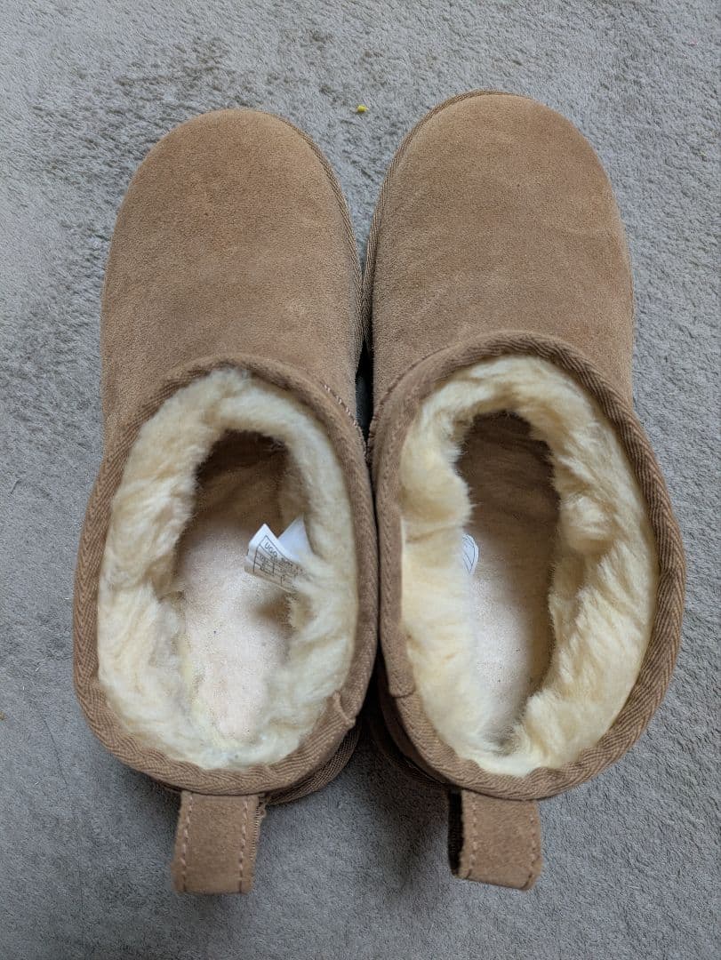 UGG　ウルトラミニ　チェスナットUSBポート36