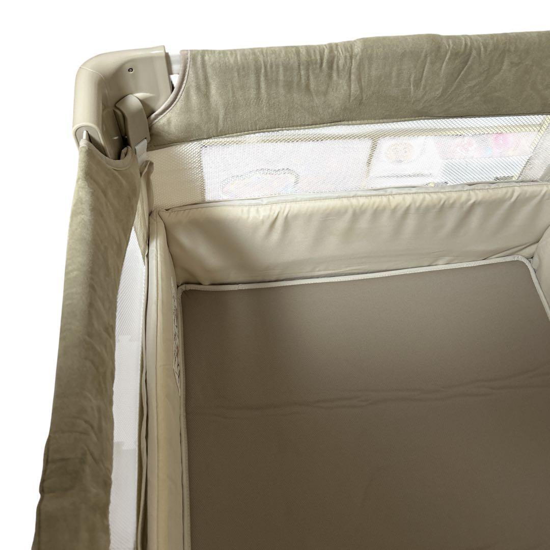 【美品】アップリカ ココネル　エアープラス　ホワイトベージュ 最上級モデル