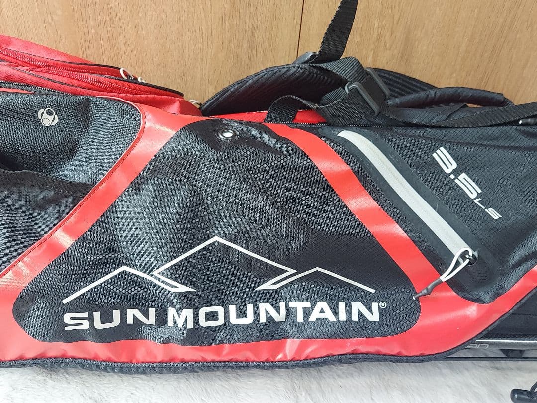 美品 訳有格安〈SUN MOUNTAIN〉超軽量キャディバッグ サンマウンテン