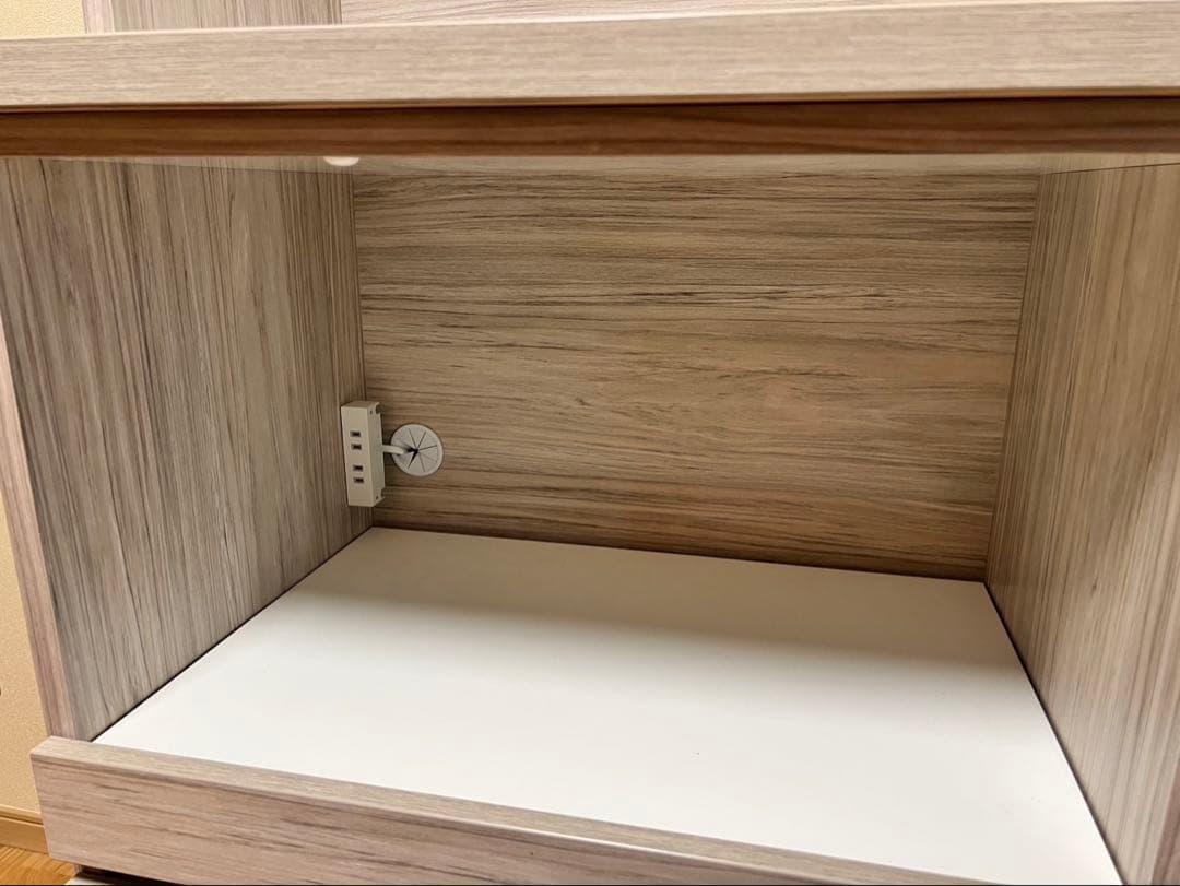 食器棚　キッチンカウンター　キッチンボード