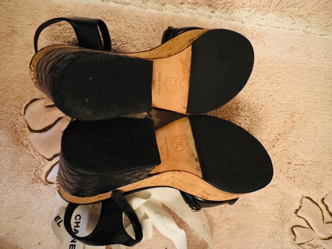 CHANEL ブラックストラップサンダル
