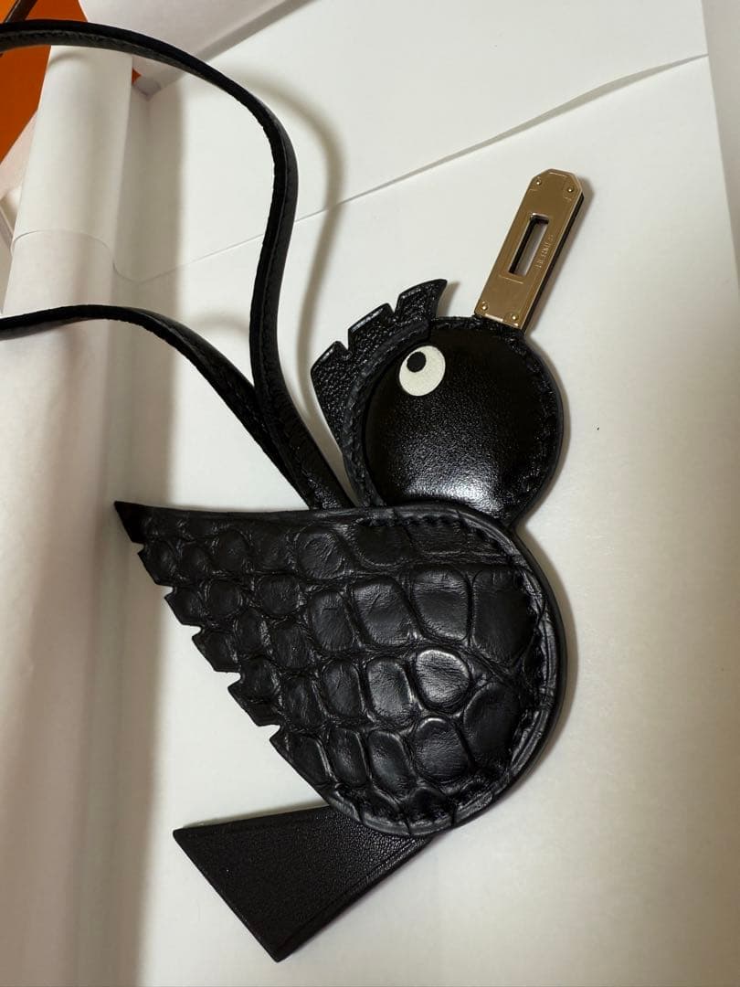 本物保証　新品未使用　エルメス チャームバーディ タッチ 鳥 ソーブラック 黒