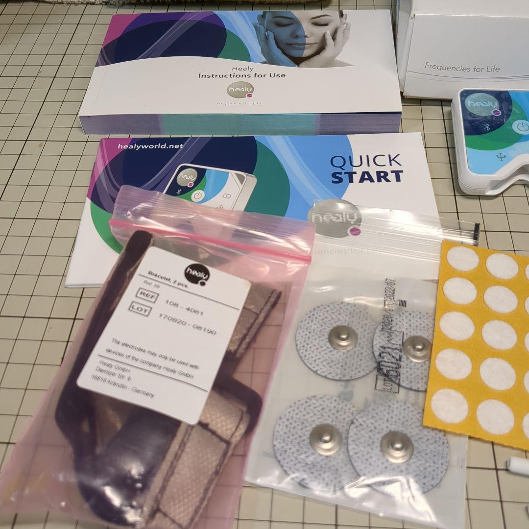 希少・初期モデル　healy　レゾナンス　ヒーリー　オーラ測定・波動調整