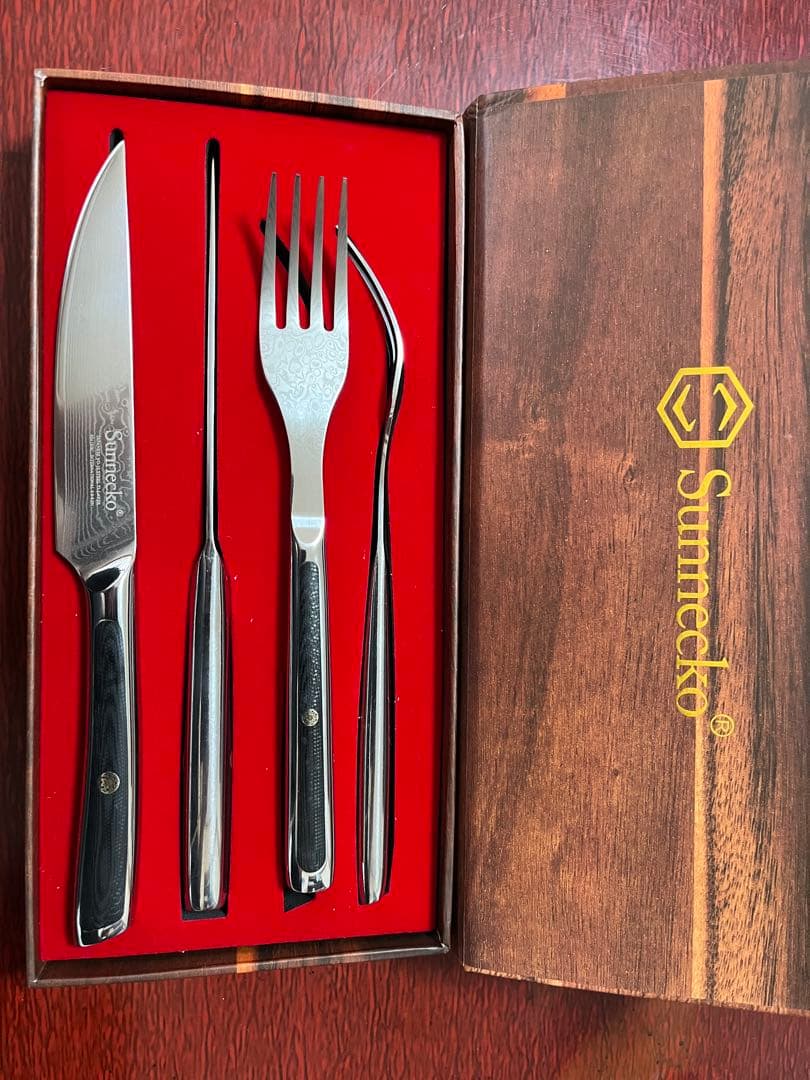 Tamsukeさん専用　Sunnecko フォークとナイフセット