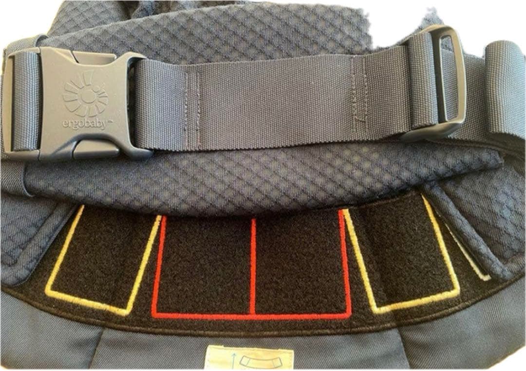 新品　未使用　エルゴベビー　オムニブリーズ　グラファイトグレー