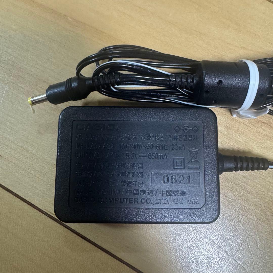 【美品】CASIO デジタルカメラ EXILIM EX-Z600 シルバー