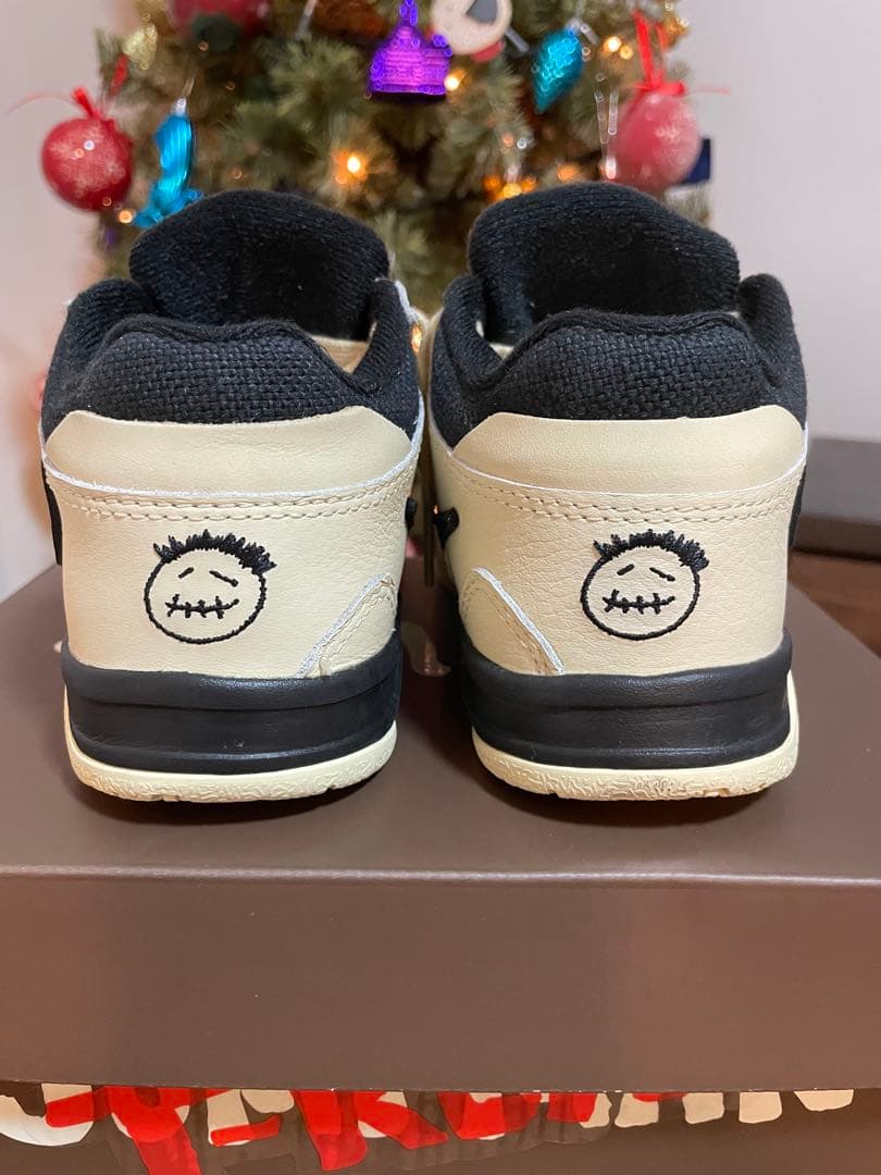 【18.5㎝】ジョーダン×トラヴィススコット　ジャンプマン