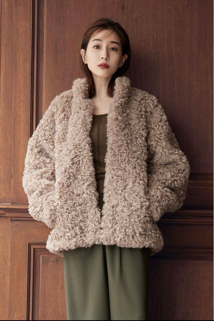 まり❤︎様⭐︎田中みな実コラボ CURL FUR SHORT COAT