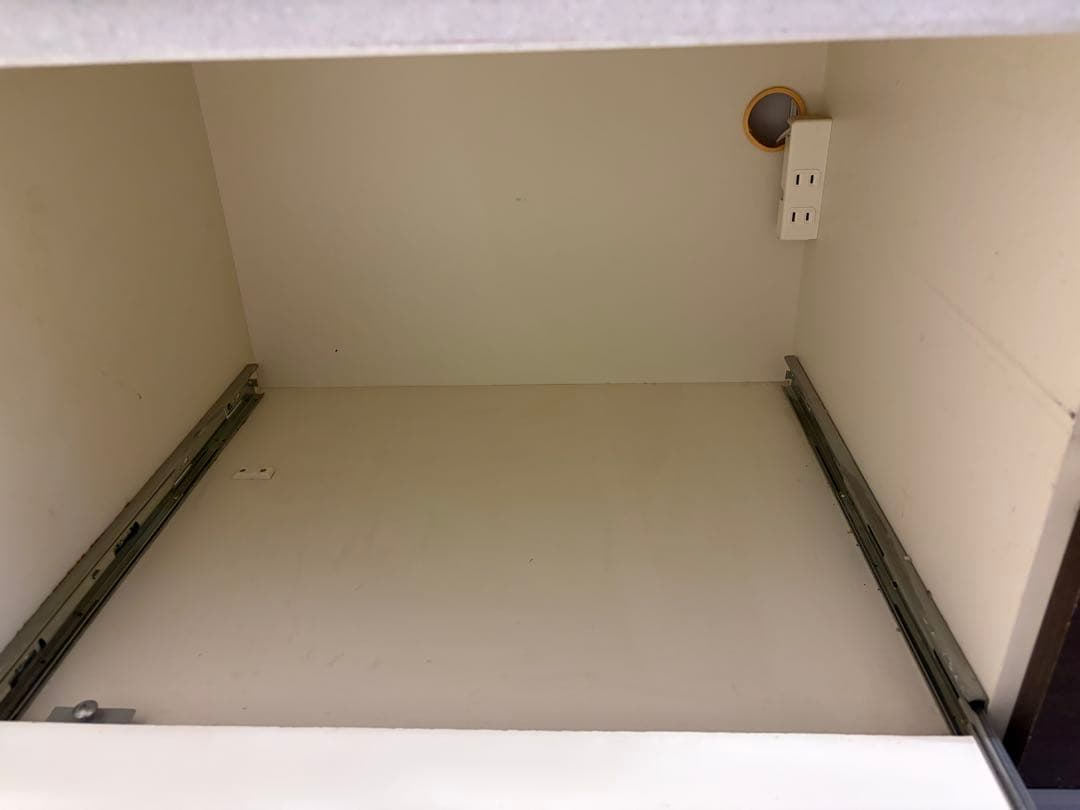 【umishika】パモウナ　食器棚(10月末まで出品)