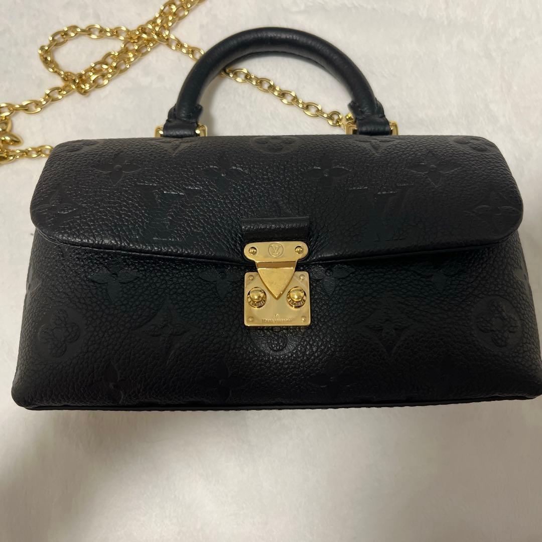 ★チョコ★ LOUIS VUITTON ナノマドレーヌ