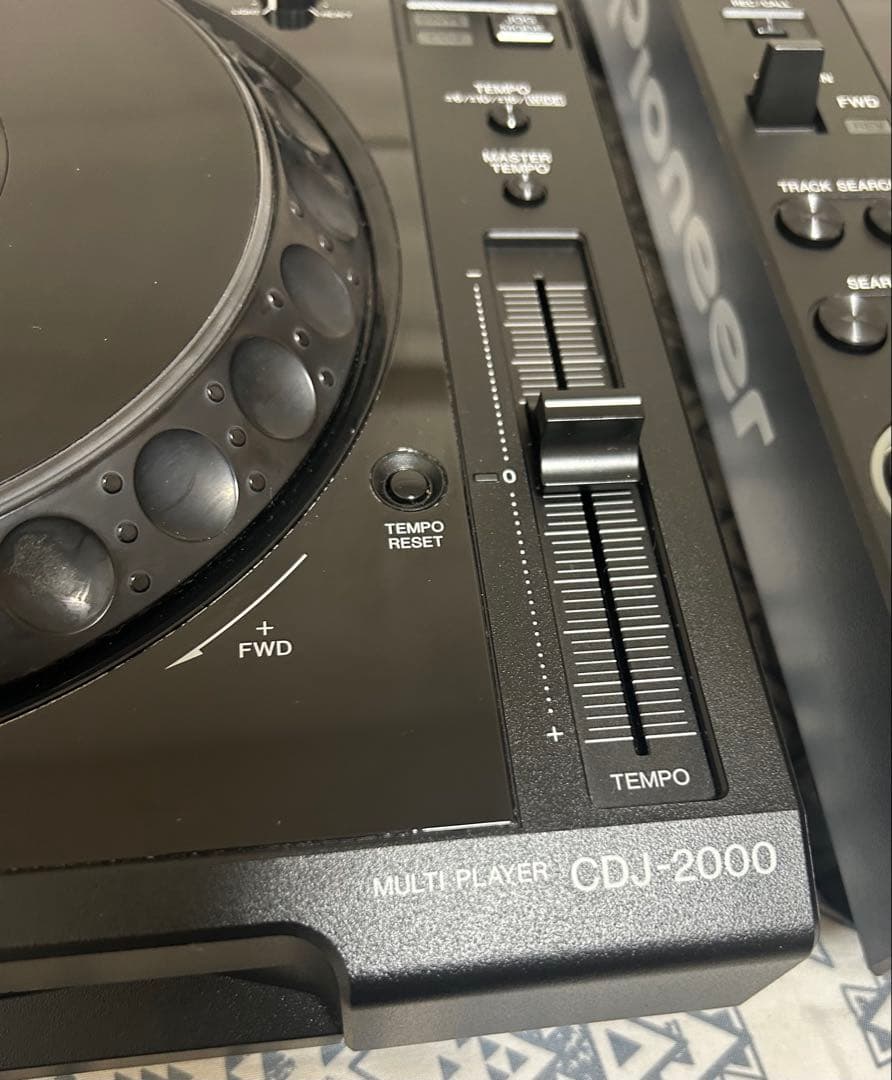 CDJ-2000 2台