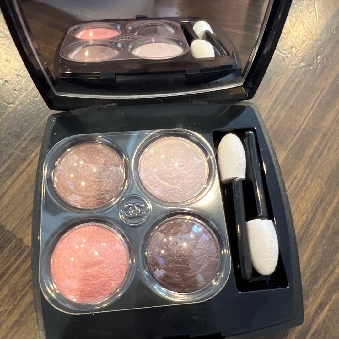 シャネル レ キャトル オンブル 202 ティセ カメリア