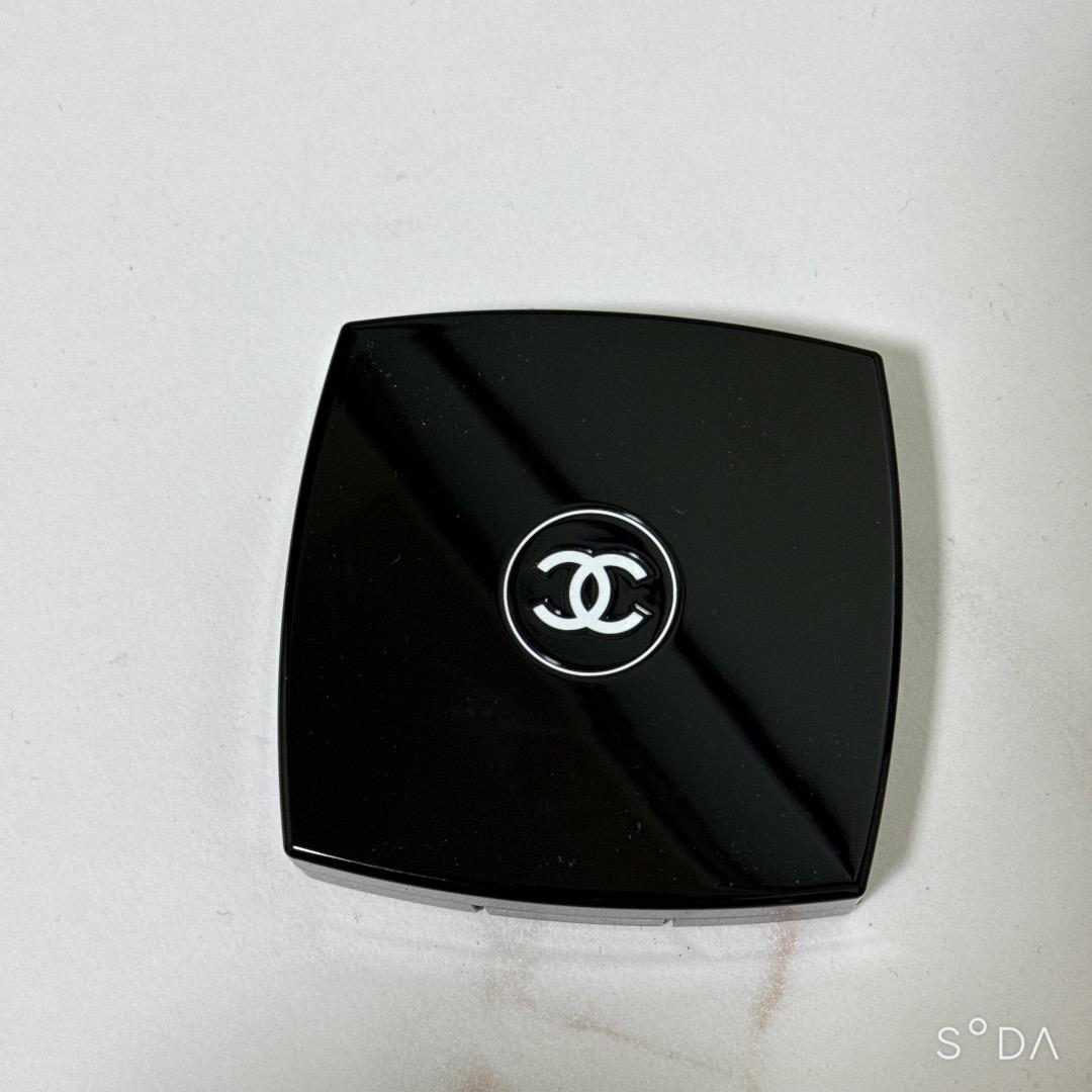 CHANEL シャネル　アイシャドウ レキャトル オンブル ツイード 04