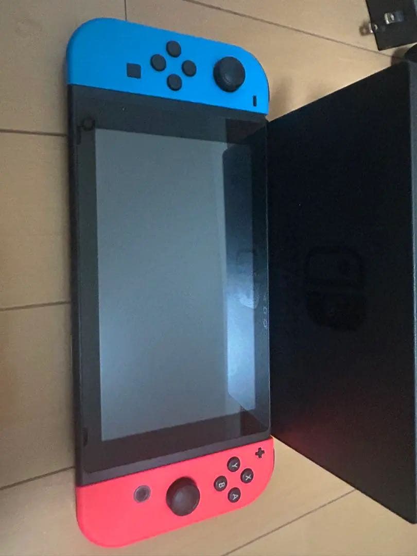 Nintendo Switch（通常モデル)