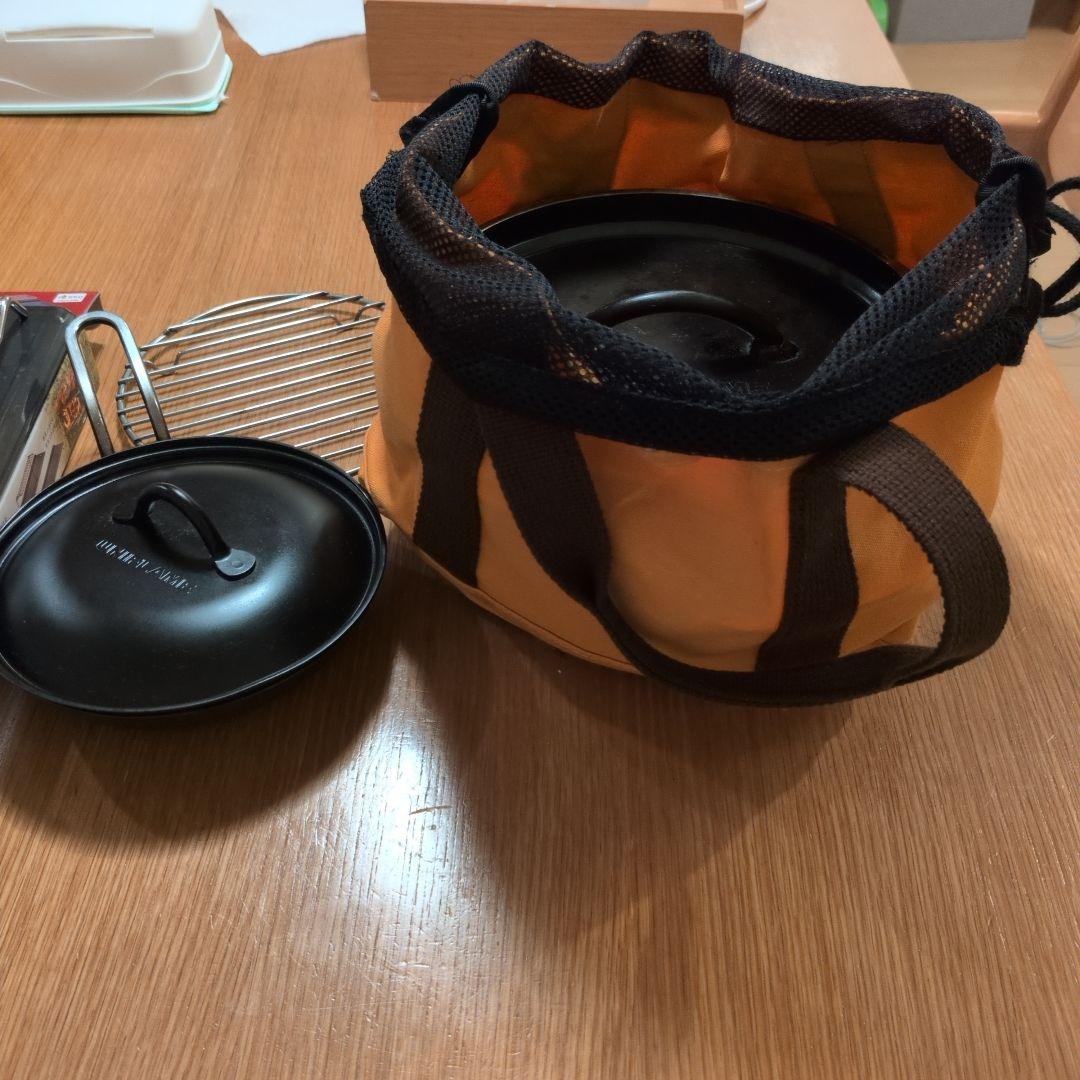 UNIFLAME ダッチオーブン8インチ、ちびパンなどセット 詳しくは写真と説明