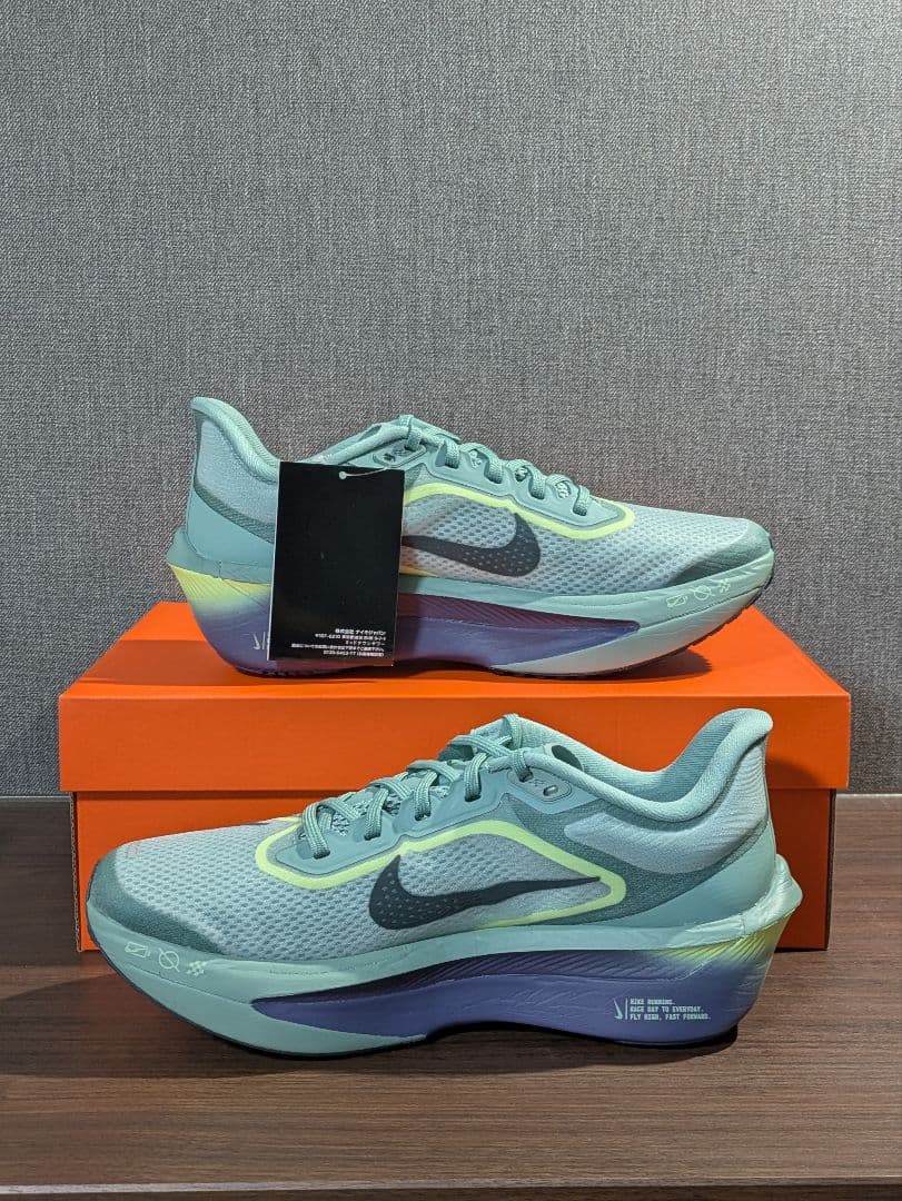 新品　未使用　タグ付　NIKE ZOOM FLY6　26.5cm