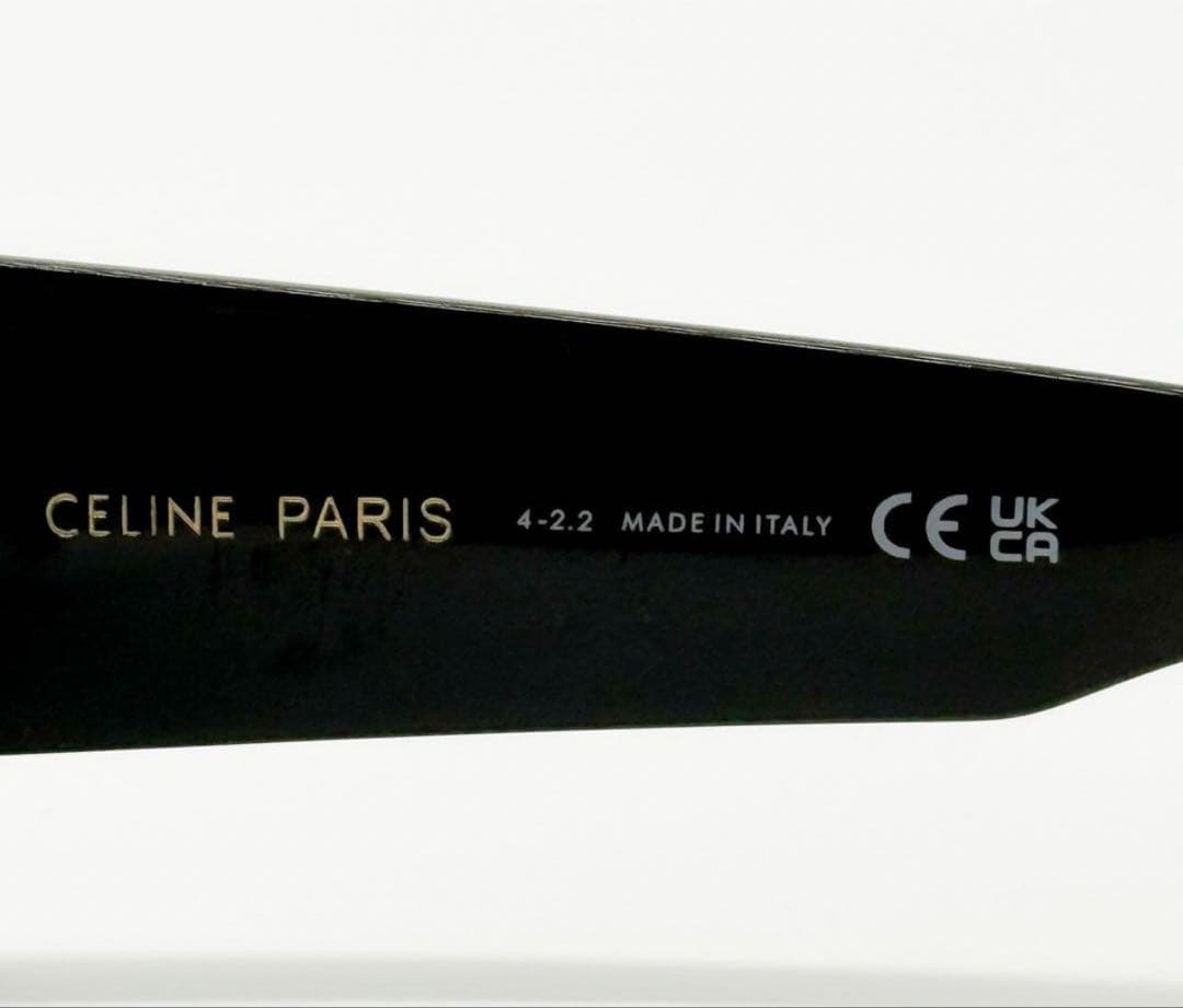 celine トリオンフ　サングラス