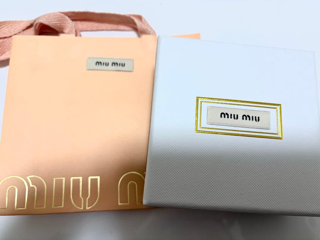 MIUMIU ミュウミュウ ロゴ ネックレス