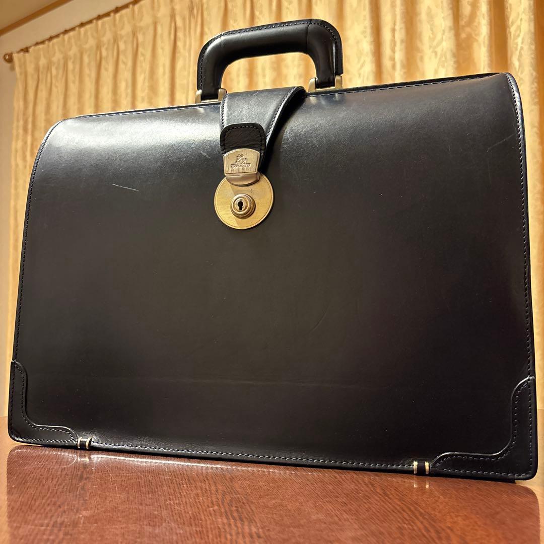 クリスマスセール‼️ココマイスター ダレスバッグ ブライドルレザー ネイビー