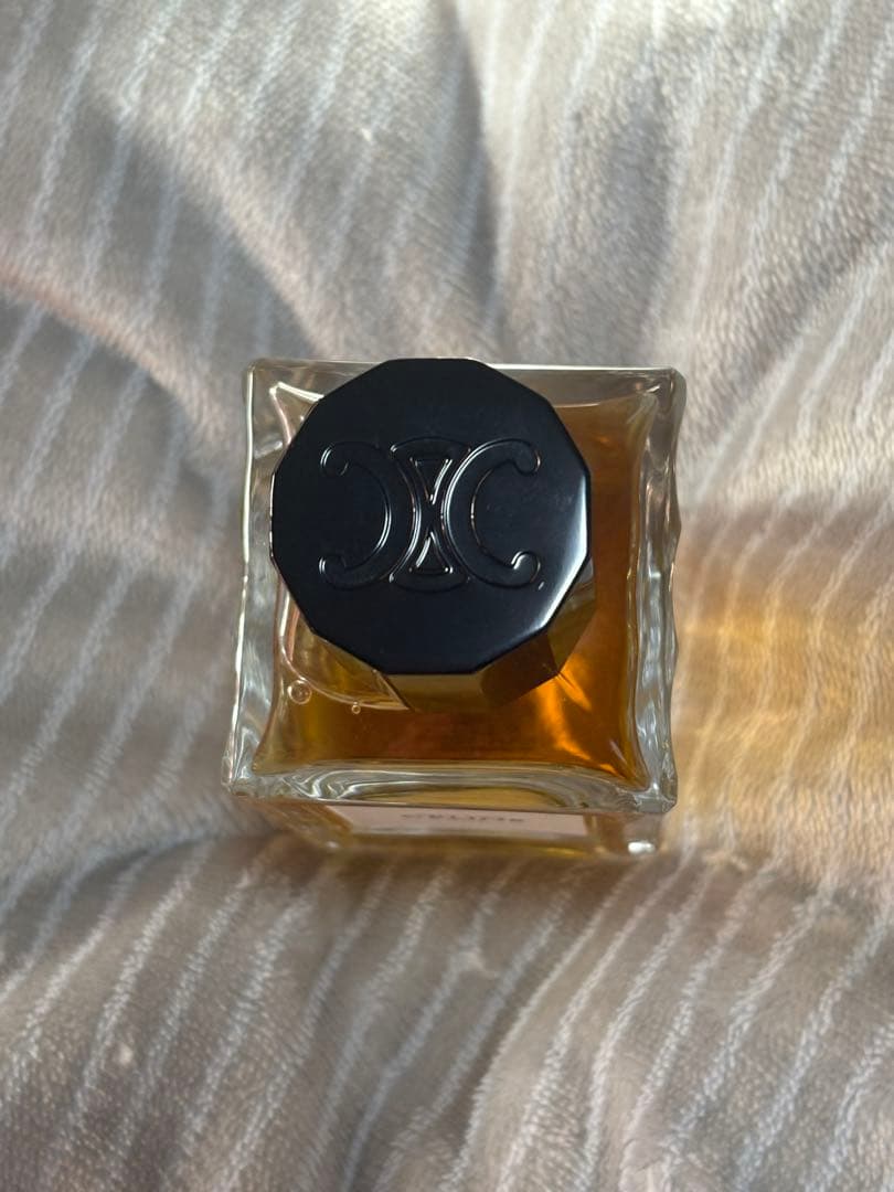 CELINE オードパルファム DANS PARIS