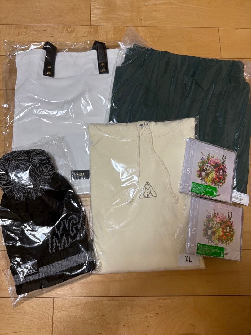 【掲載終了間近　最終値下げ】Mrs.GREEN APPLE グッズまとめ売り