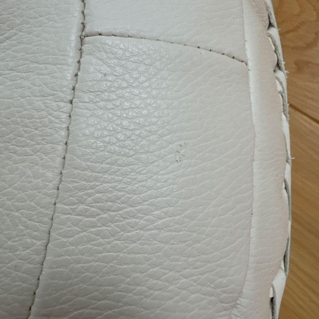 カンディハウス　レザークッション　革クッション　アイボリー