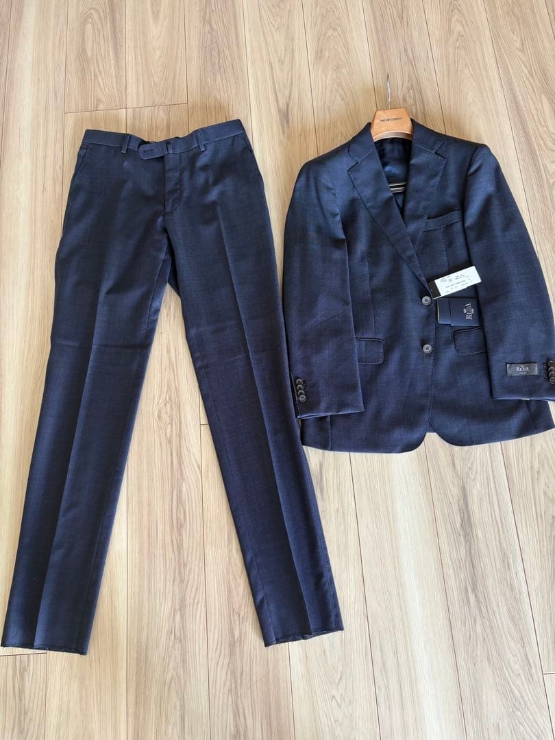 【新品未使用】REDAネイビー ビジネススーツ