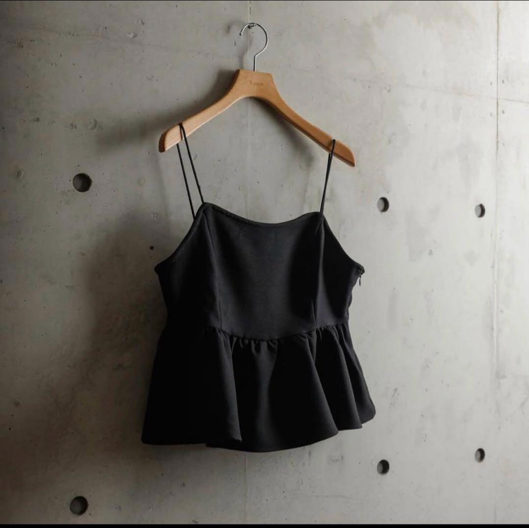 t.japan フリルビスチェ　ブラック