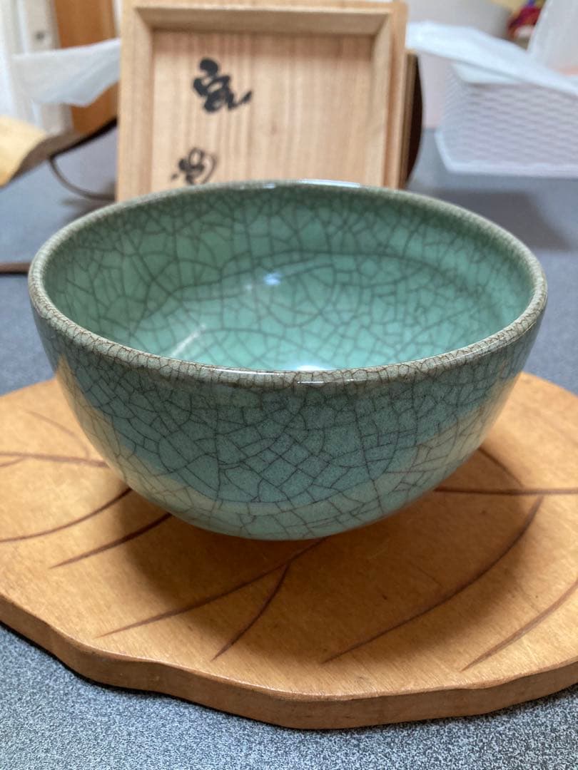 人間国宝　中島宏作青瓷松茶碗お値下げ致しました。