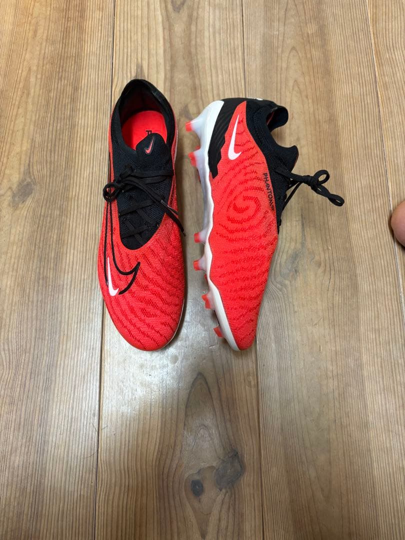ナイキ　ファントムGX FG レッド　27.5
