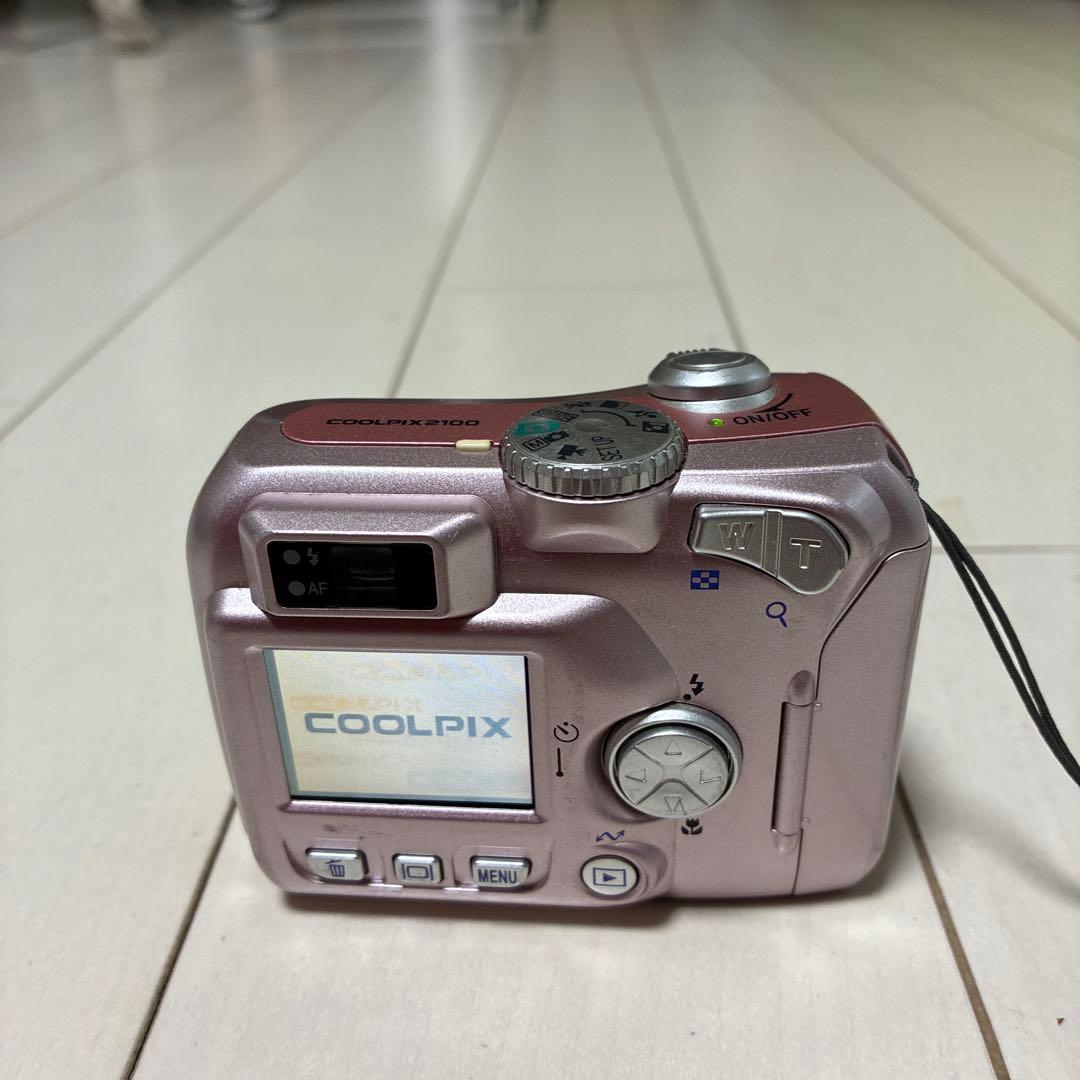 デジコンNikon COOLPIX 2100 メモリー2枚付き　完動品　送料込み