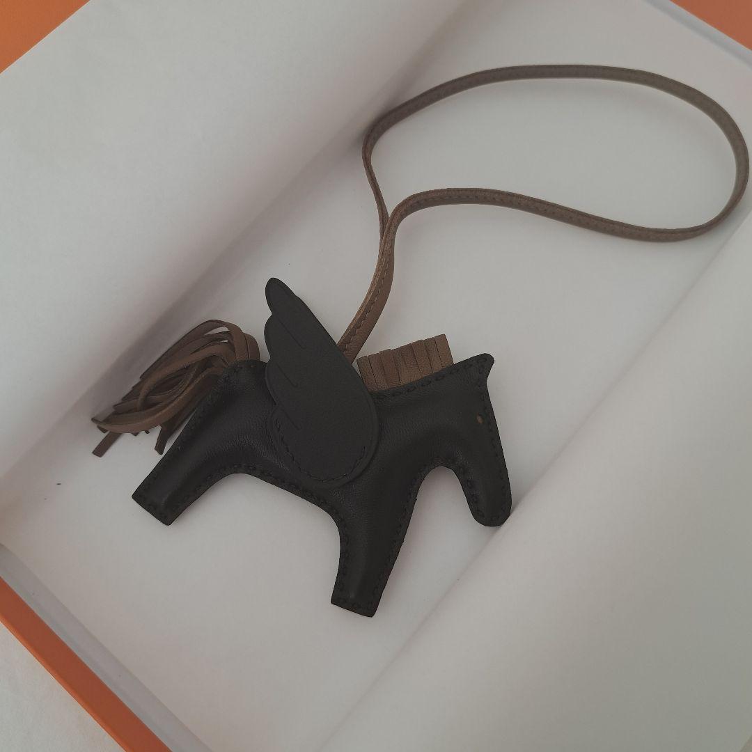 エルメス　ペガサス　PM チャーム レザー