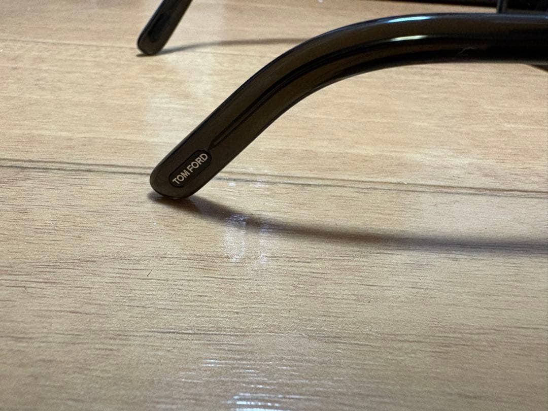 TOM FORD TF 1049-D ブラック サングラス