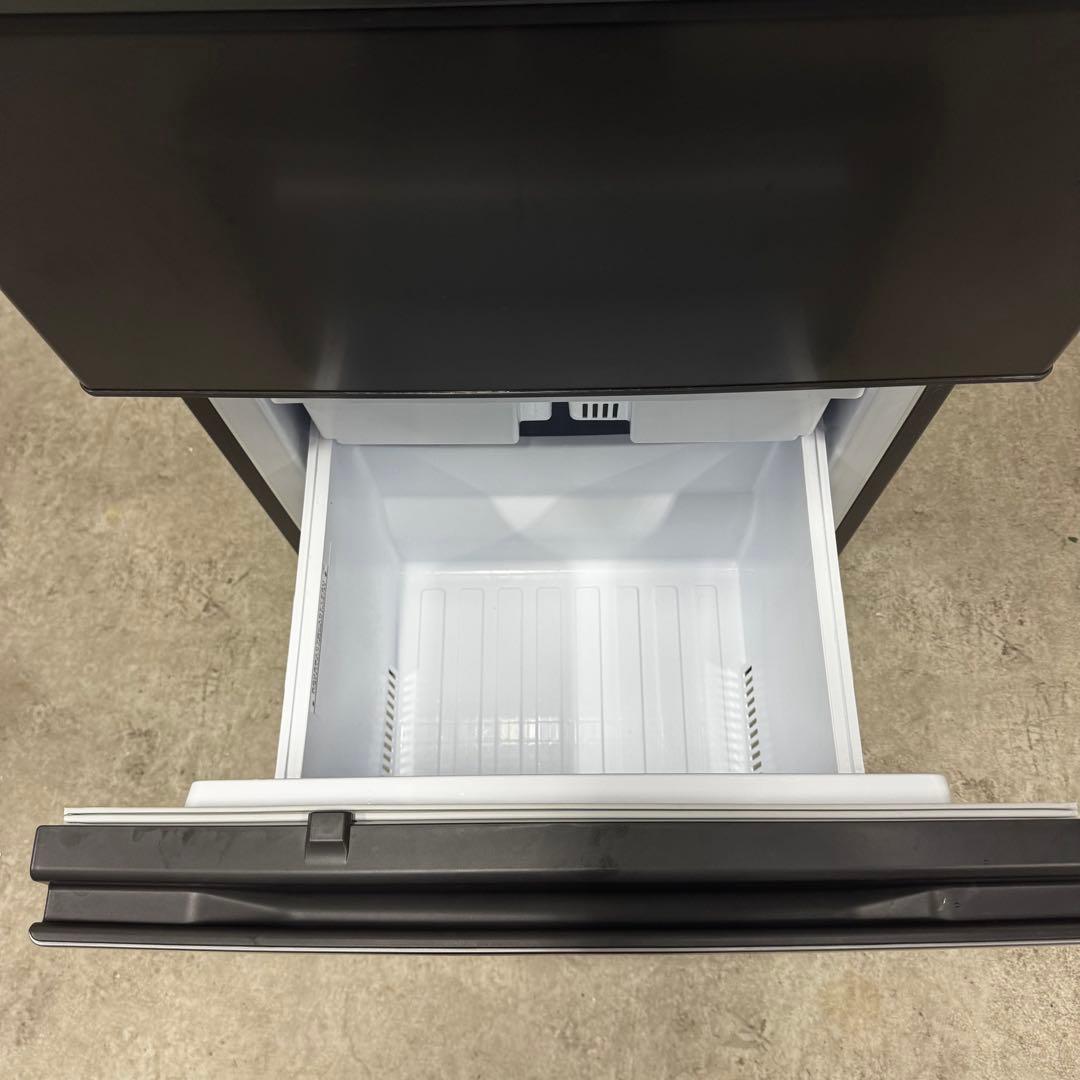 【配送・設置無料‼️】三菱電機 冷蔵庫 300L 24年製 自動製氷機能付き‼️