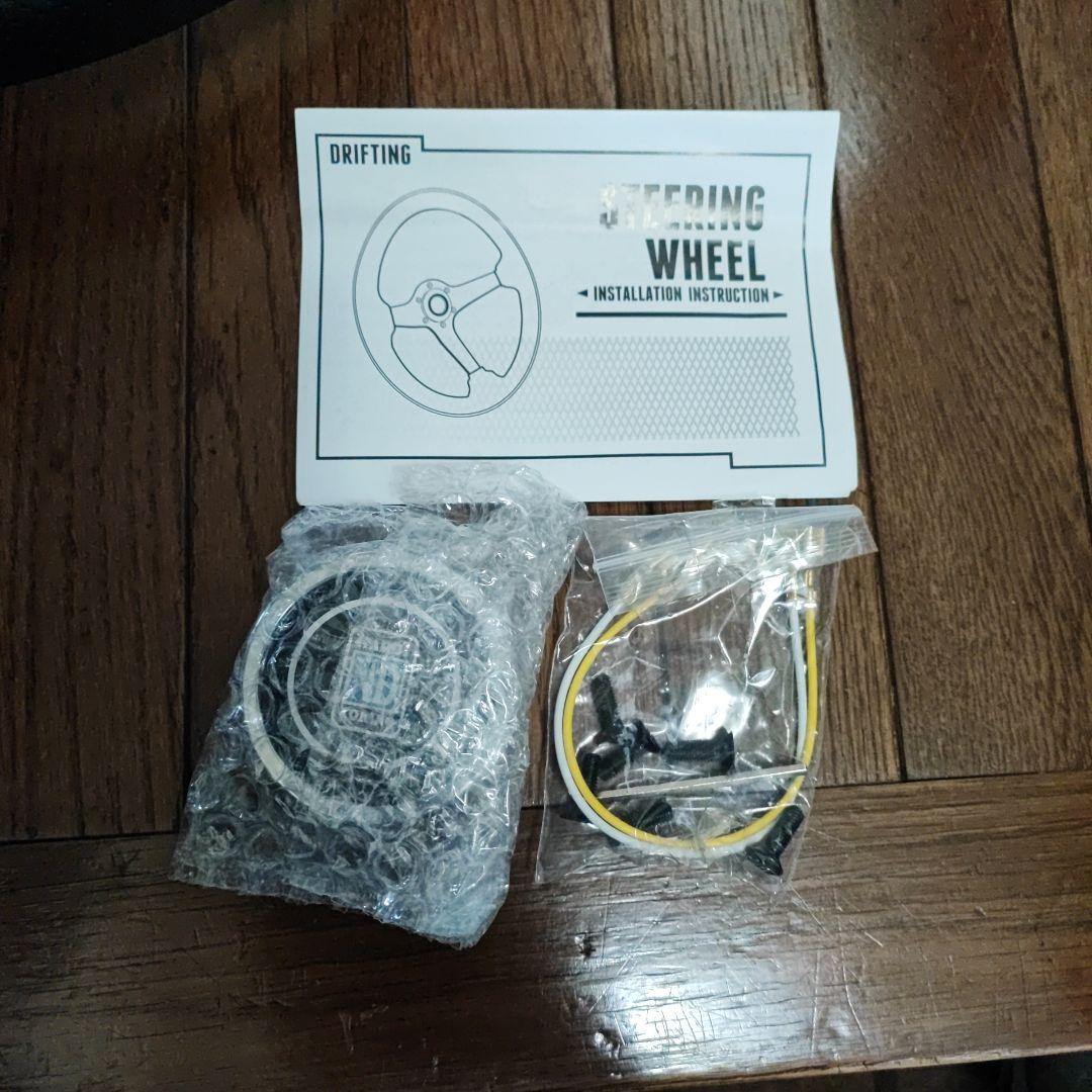 ナルディ NARDI パンチングレザーステアリング 13インチ